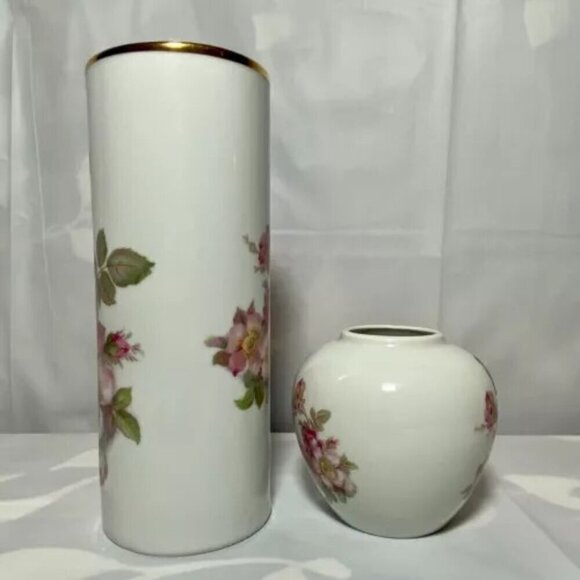 Gerold Porzellan Tettau Bavaria Painted Flower Vases Collectible 2 Piece Set Vtg - Picture 4 of 16